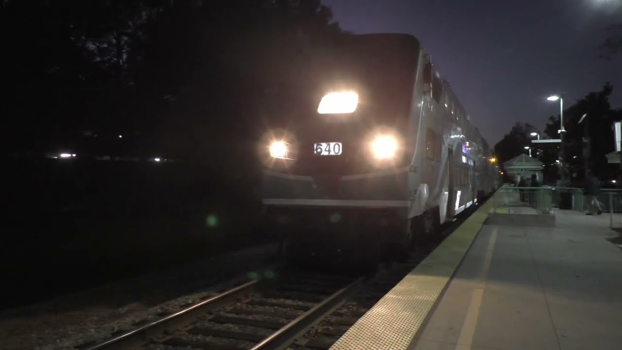 2025-12-15 More Train Spotting at Simi Valley!