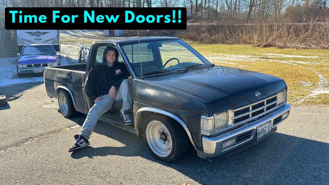Installing New Doors On My Nissan D21!!