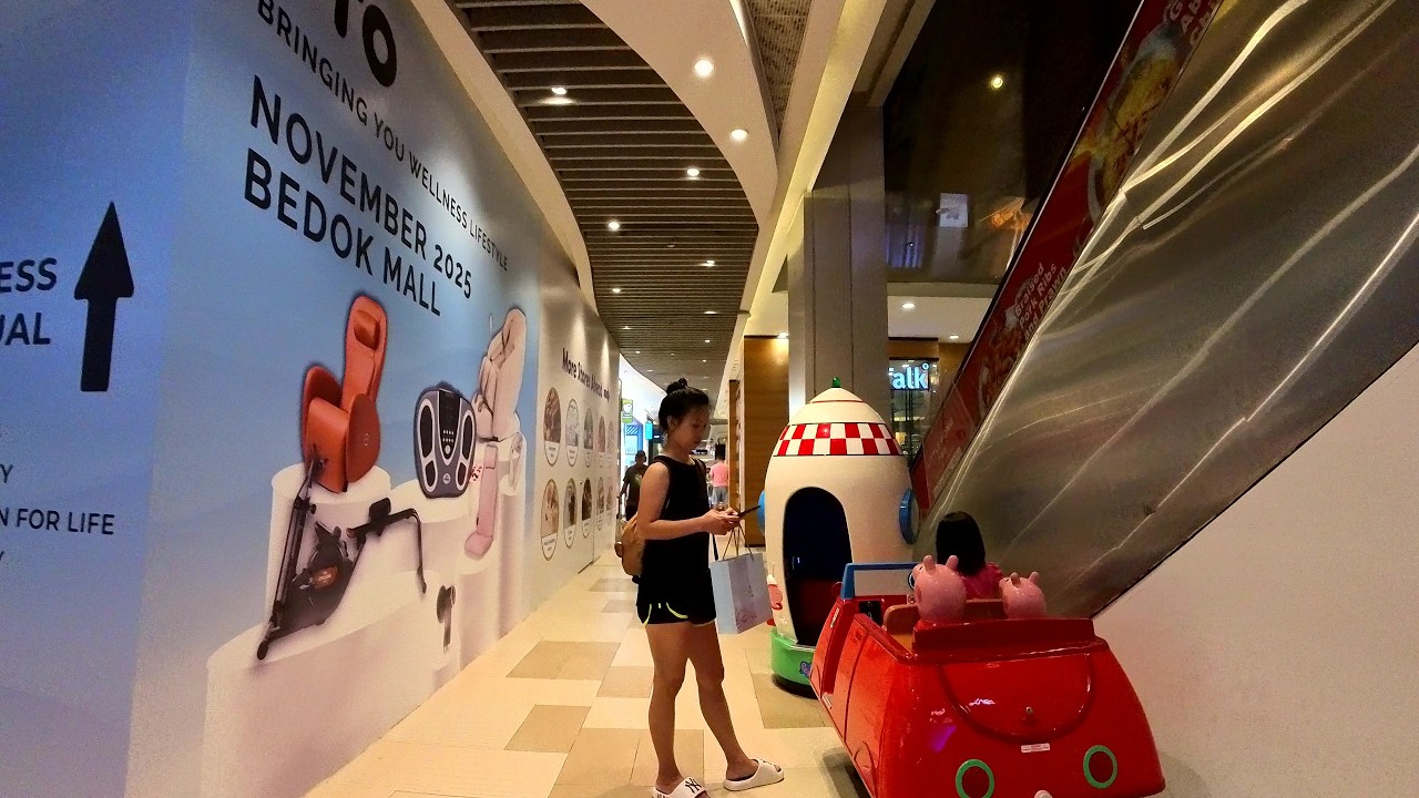 Fully sheltered walk from Bedok MRT Station to Bedok Mall and Bedok Bus Interchange | October 2025
