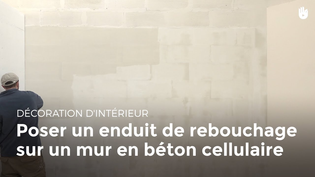 Poser un enduit de rebouchage sur un mur en béton cellulaire | Bricolage