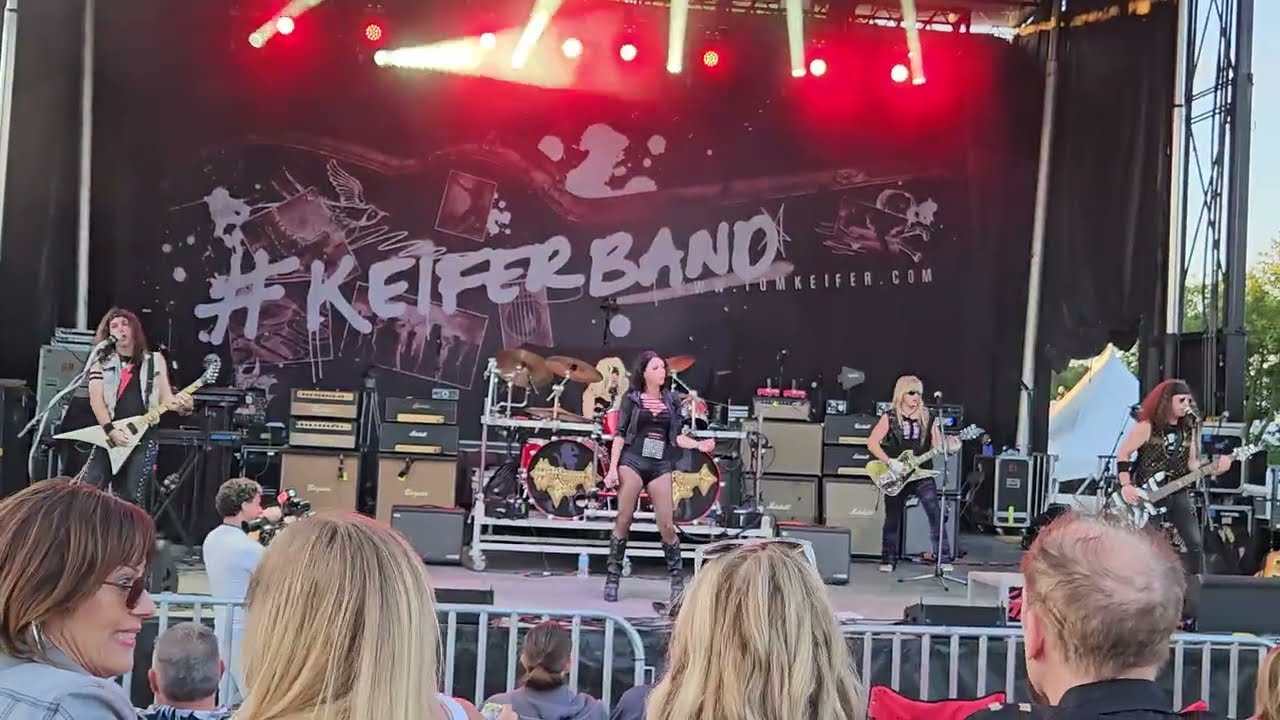 Hairbanger's Ball - Clare Crush/ Kiss me deadly 💋 8.31.25 @Schaumburg SeptemberFest 