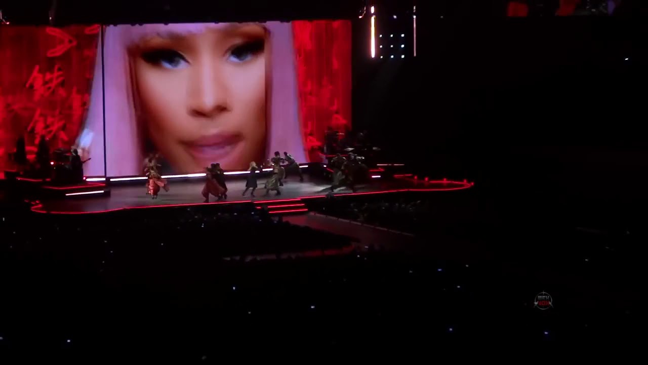2015 11 24 Madonna Rebel Heart Tour Live from Barcelona