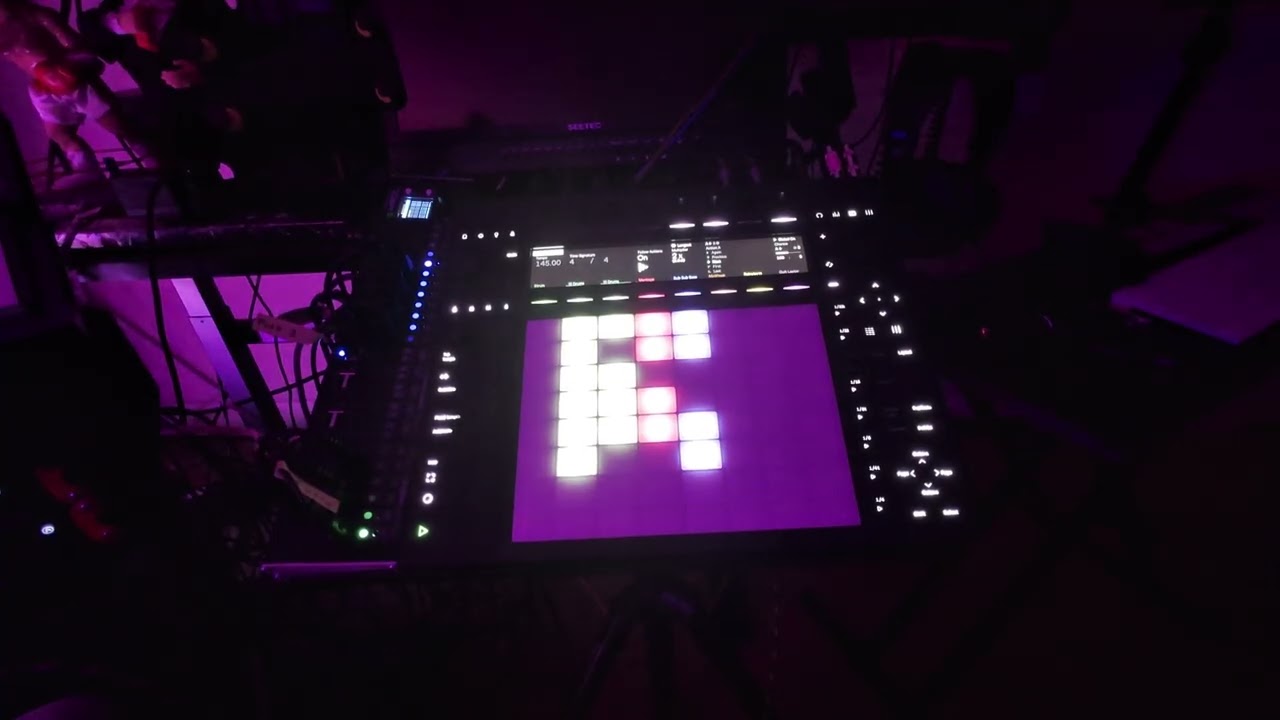Using Ableton Push 3 Standalone to make Cinematic Trap Music 