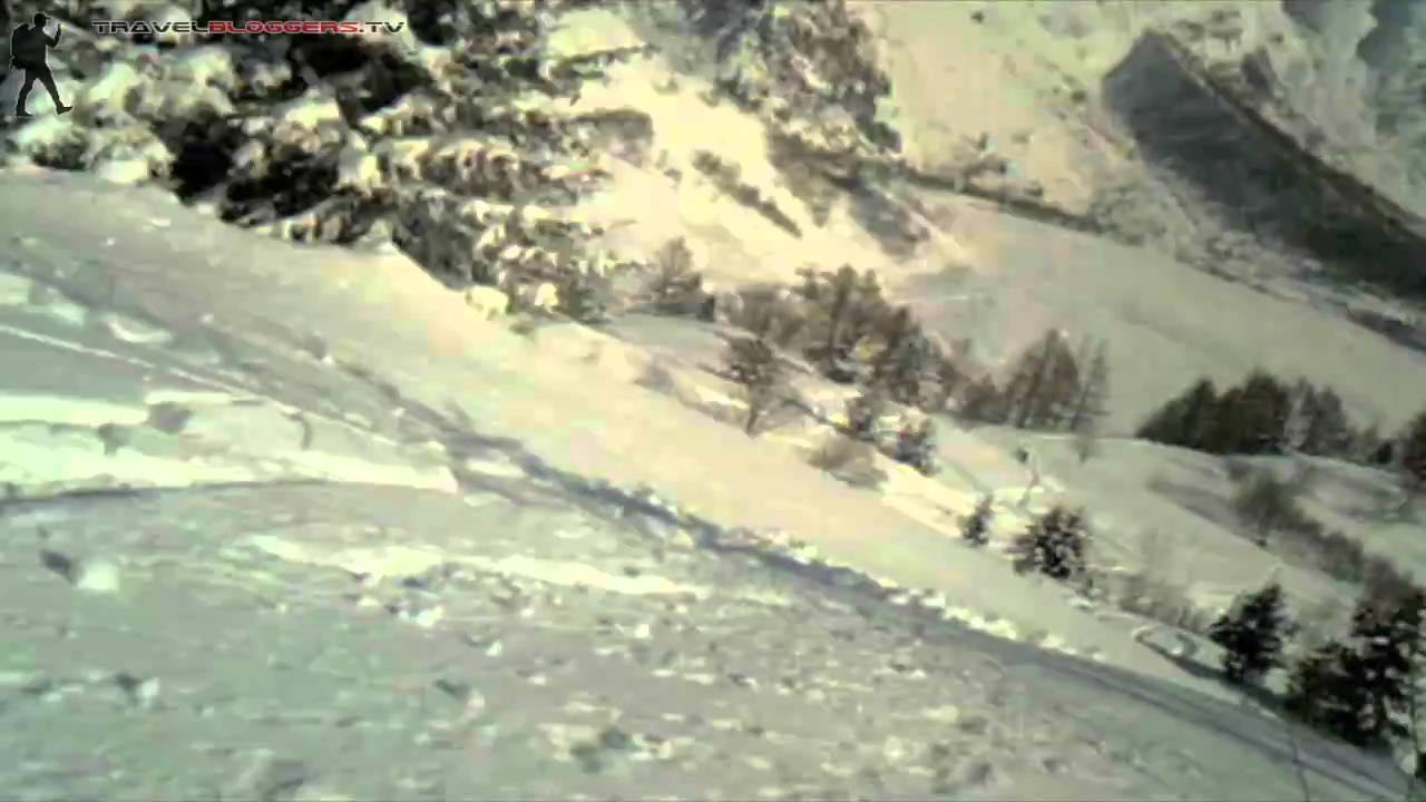 TravelBloggers.Tv Chamonix France Freeriding Snowboarders
