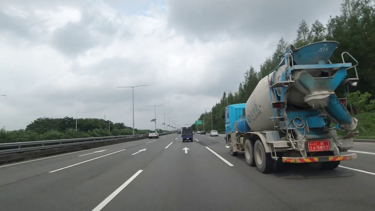 Highway Driving in Korea (No Talking, No Music) - Seoul to Paju Book City, Korea