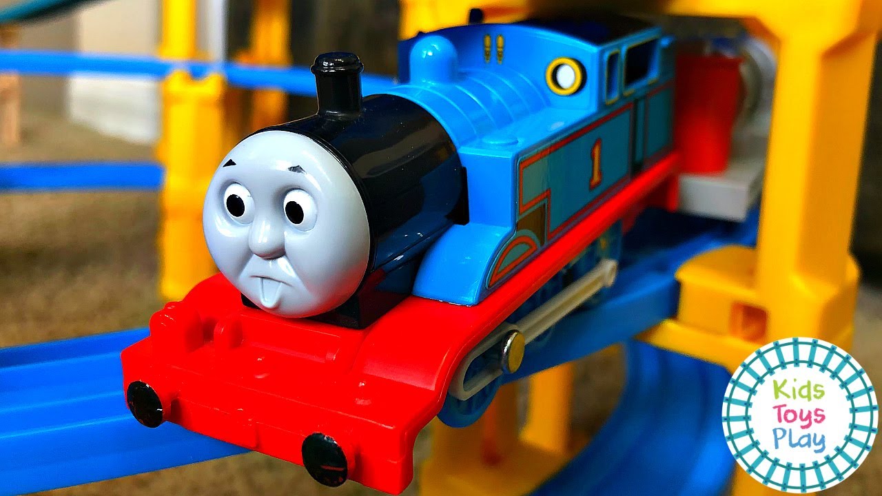 Thomas & Friends™ TOMY Toy Train Races