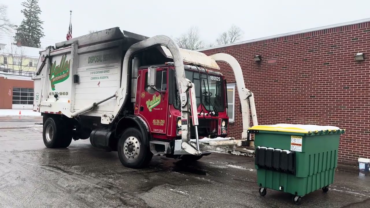 Valley Disposal Service 25 ~ Mini Mack MR Heil Front Loader Trash Truck