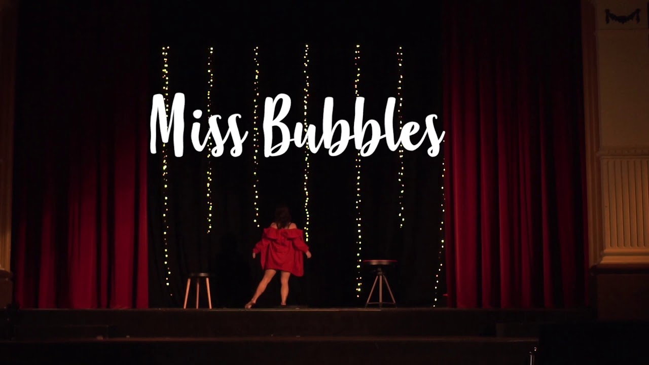 Miss Bubbles adult bubble show