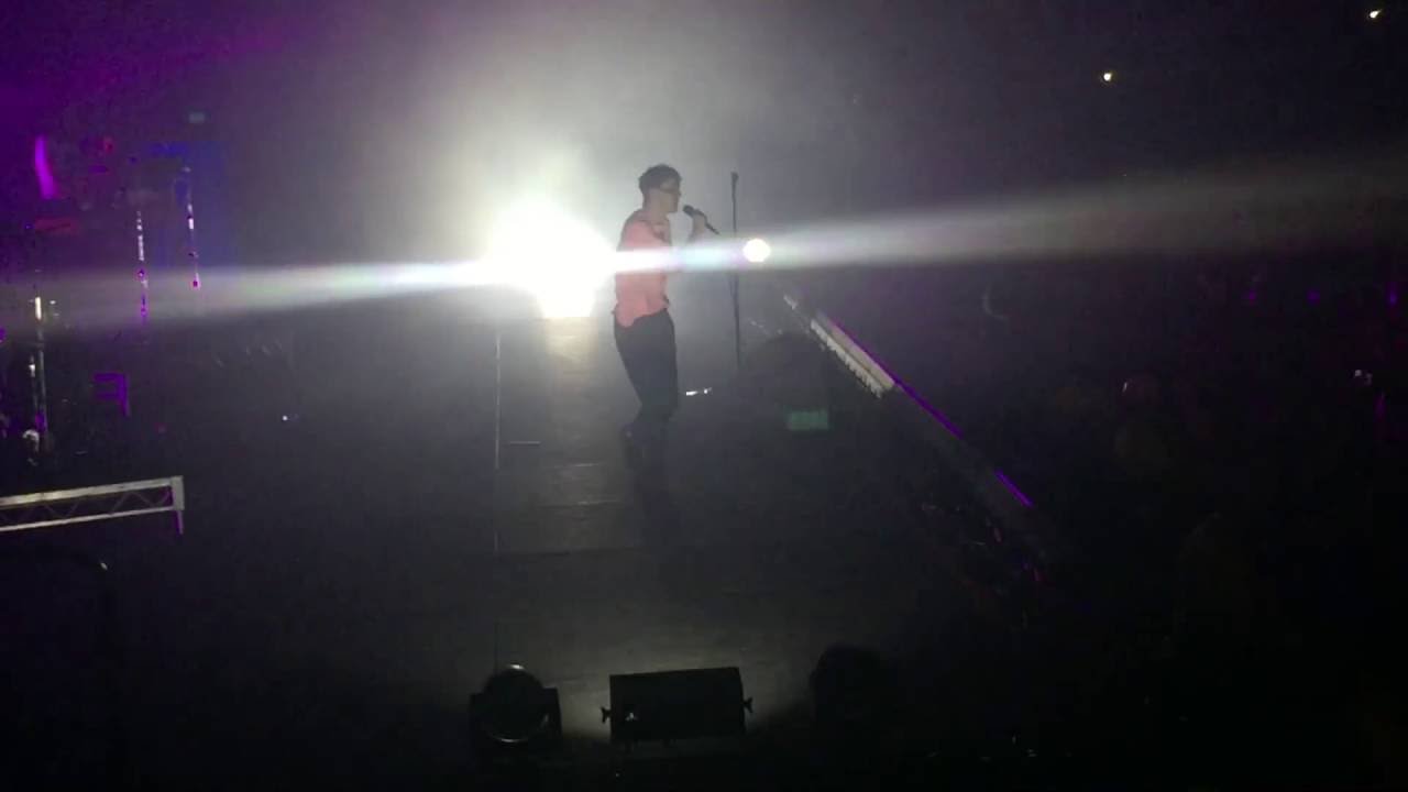 Troye Sivan : Melbourne , August 9th 2016 - Lost Boy