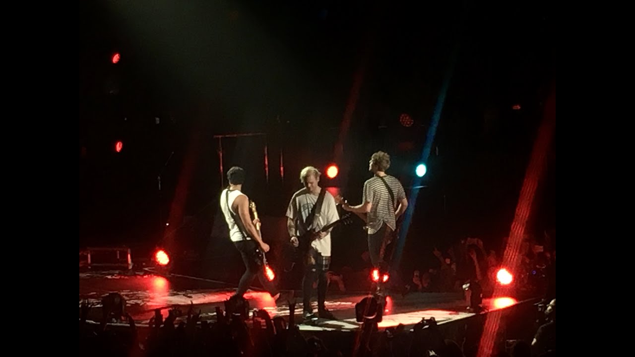 5 Seconds of Summer || Sounds Live Feels Live || Madison Square Garden || NYC