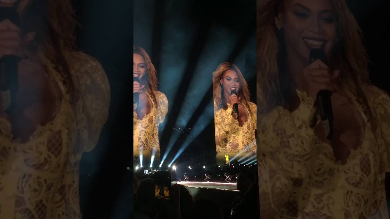 Beyoncé - The Formation World Tour/ Last Show in New York City- Halo