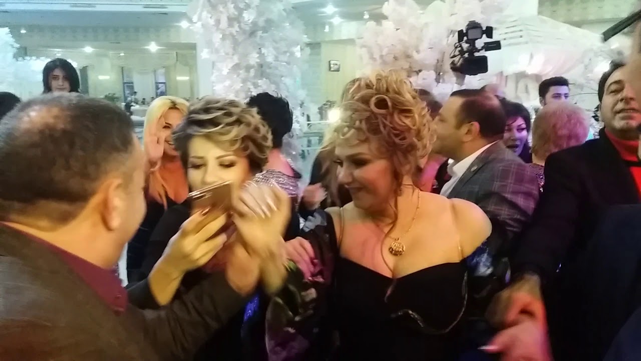 Mənzurənin qızının Toyunda Manaf Ağayev Möhtəşəm İFA