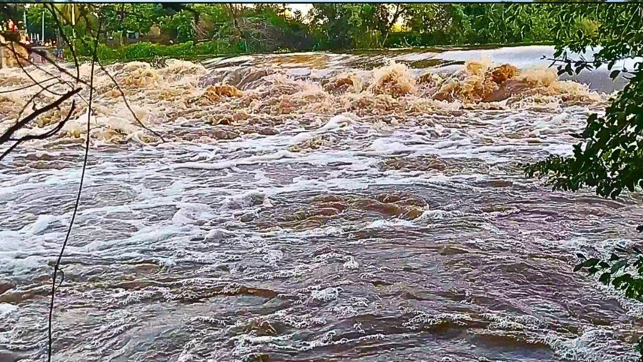 EXPLODE o Rio Salgado nessa tarde! A maior cheia do ano 😱