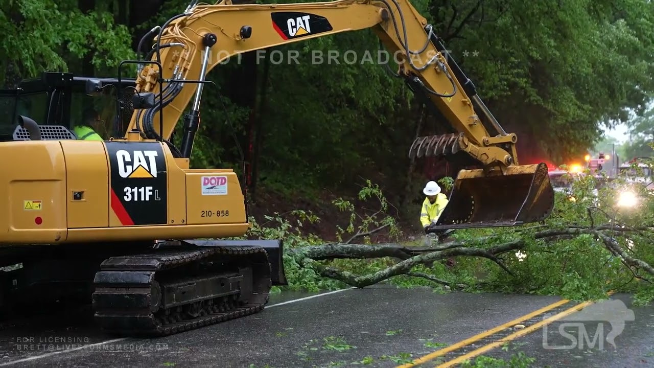 040924 Shreveport, LA & NE TX-Flooding and wind damage from severe storms
