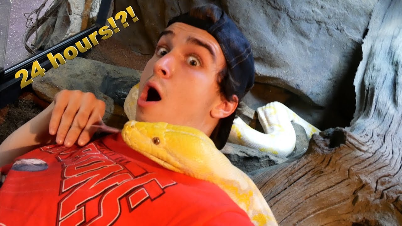 24 HOURS INSIDE A 18+ FOOT SNAKE ENCLOSURE!!!