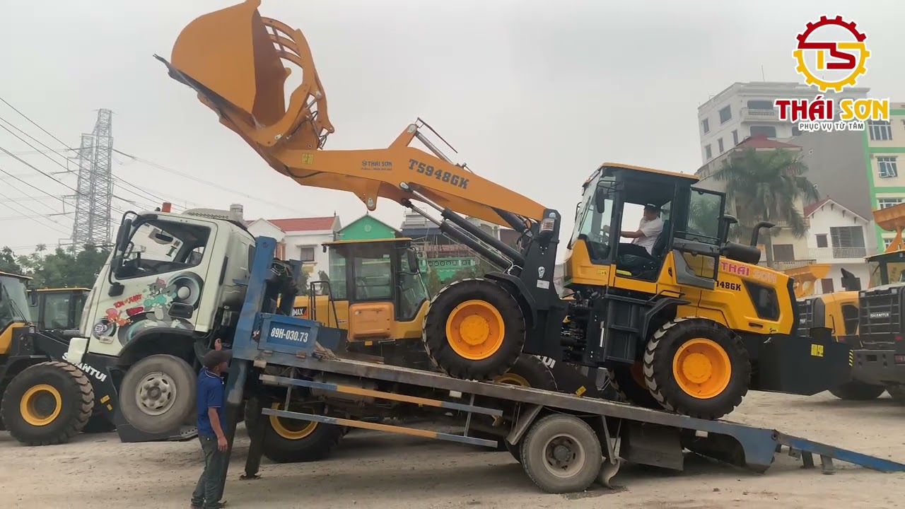 🚜 BÀN GIAO MÁY XÚC LẬT CAO CẤP | Thái Sơn Giao Hàng Tận Nơi – Chất Lượng Tạo Niềm Tin! 0945 393 666