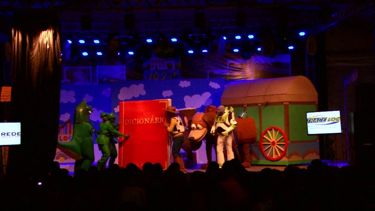 Equipe A_A 2016 - Teatro Toy Story
