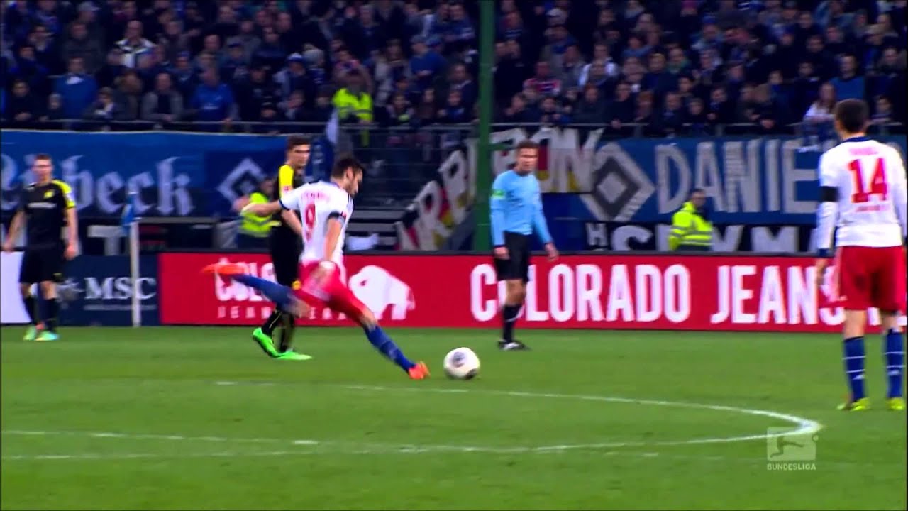 Hakan Calhanoglu - El Maestro de los Tiros Libres
