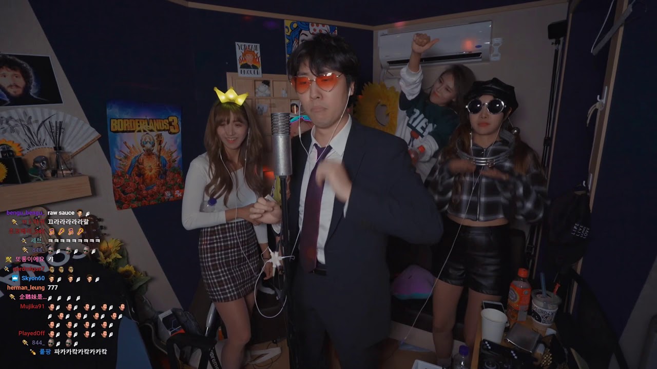 Charming Jo - Man's Not Hot