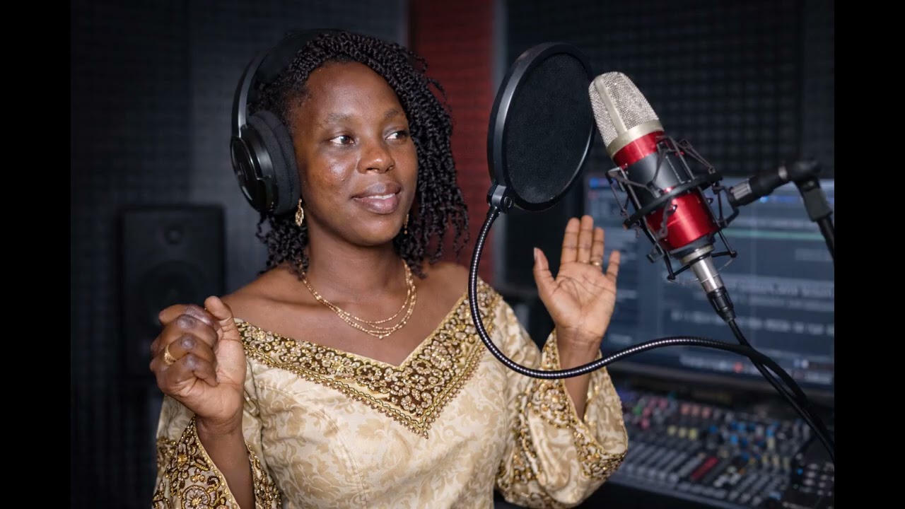 Sœur Silvia moussounda chanter internet 