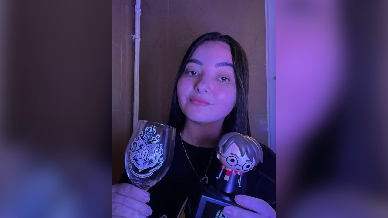 Asmr caseirinho te MOSTRANDO objetos aleatório. 