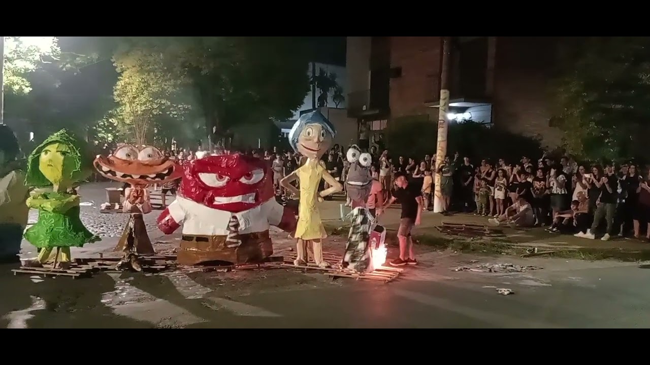 Muñecos La Plata fin de 2024