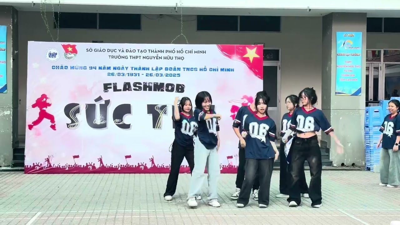 [2T_NHT] Flashmob 2025 - BANG BANG BANG - 10A06