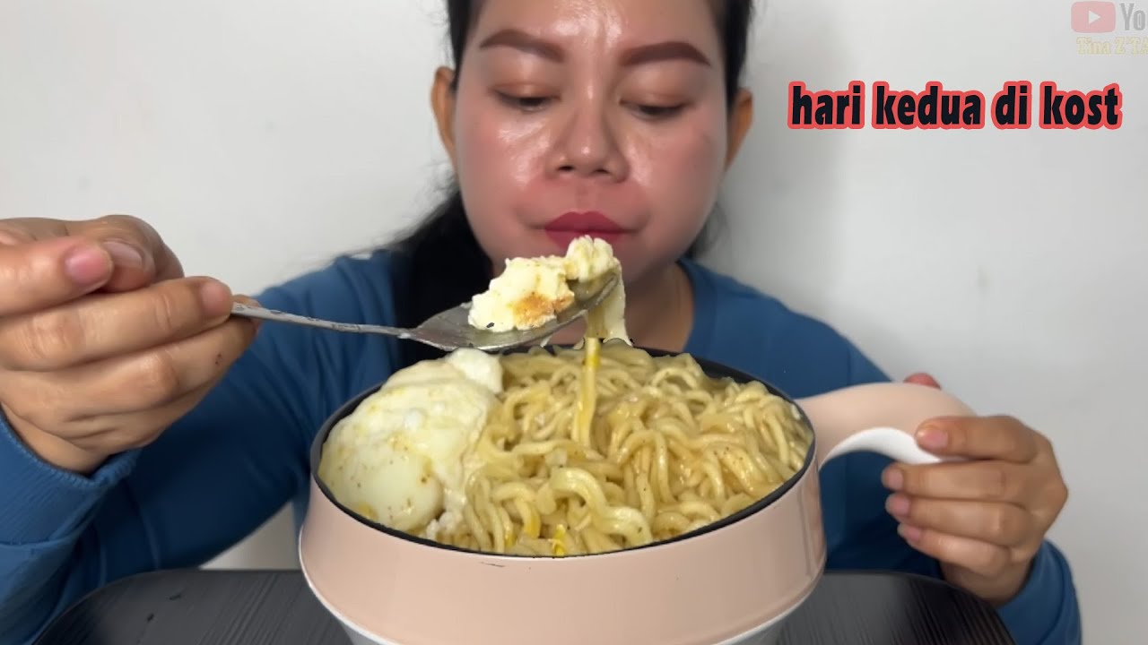 Hari kedua tinggal di kost,mie soto indomie pake telur Mukbang
