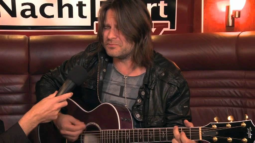 Ray Wilson - Tale From A Small Town (live and acoustic @ Nachtfahrt TV)