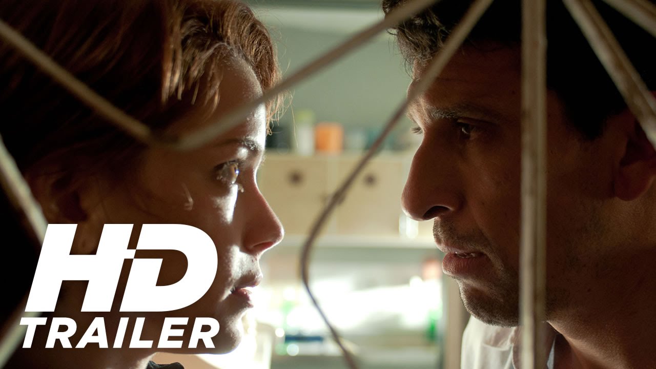 O Lobo Atrás da Porta - Trailer Oficial