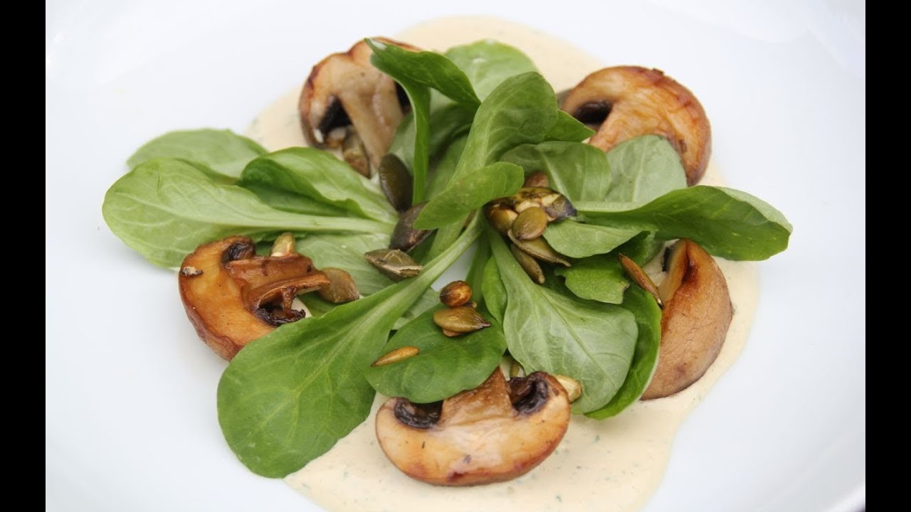 Gebratene Pilze: Rezept mit Feldsalat - Der Bio Koch #538