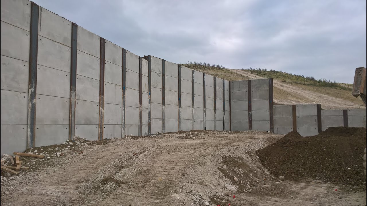 Installation of a King Post Retaining Wall, Napier Park, Luton