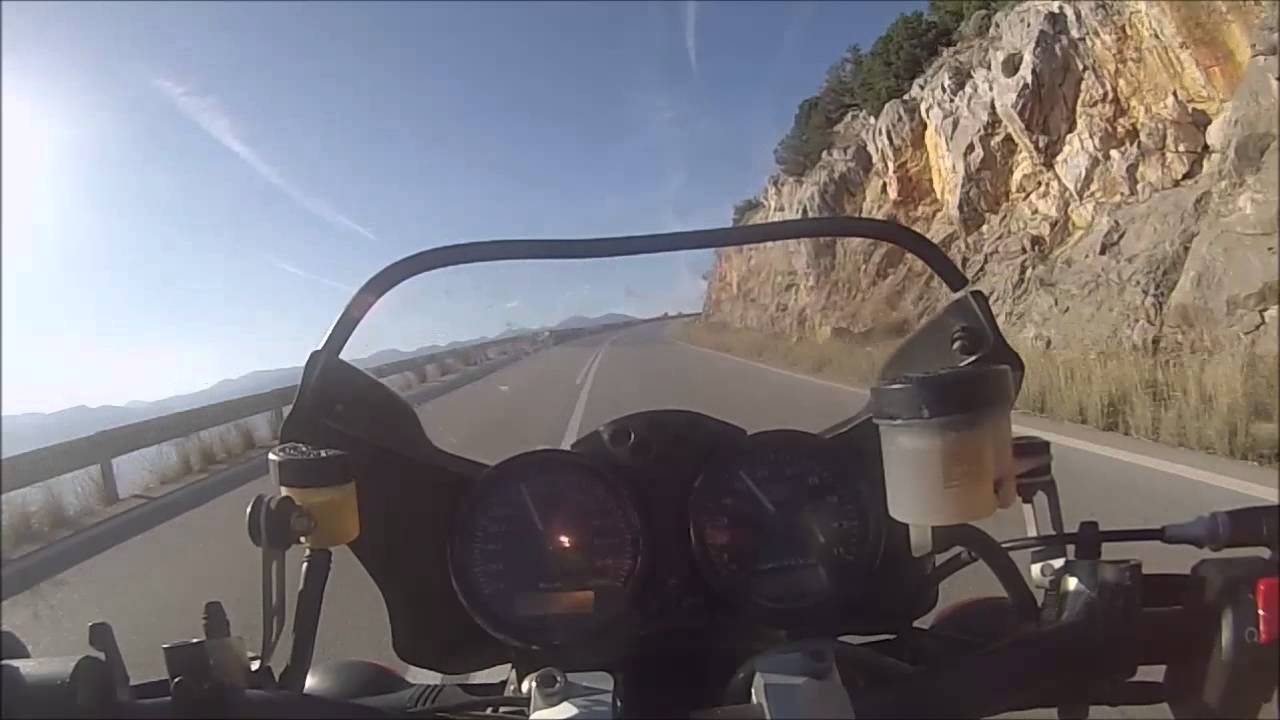 Ducati Monster 620 - Desfina Uphill