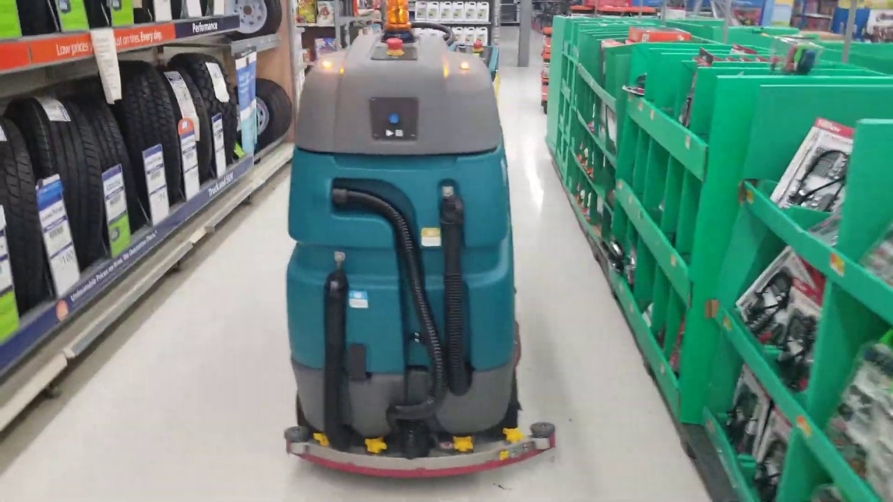 Robot Replaces Human Workers at Walmart