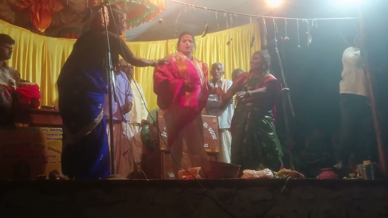 ರೇಣುಕಾ ದೇವಿಯ ನಾಟಕ ಸಂಘ ಇಂಡಿ ತಾಲೂಕ್ ಹತ್ತರ್ಗ ಜಿಲ್ಲಾ ಬಿಜಾಪುರ್ 8147229237. 9900852005 💐💐