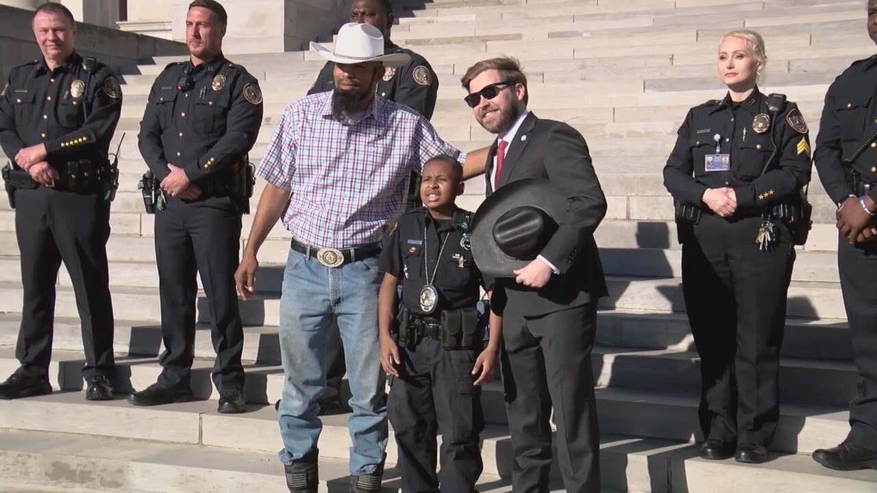 DJ Daniel, 13-year-old with cancer honored by Trump, made Arkansas Capitol Police officer for a day