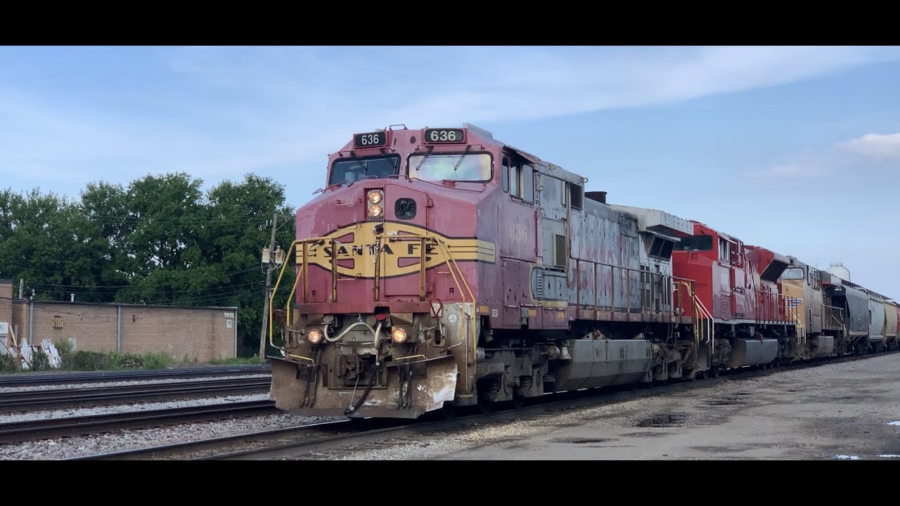 BNSF Freight Trains