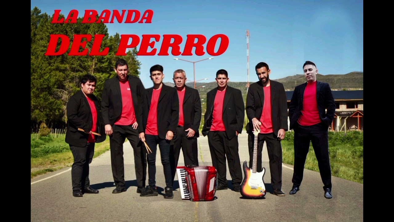 LA BANDA DEL PERRO ( ENGANCHADO CUMBIAS CAMPERAS) EN VIVO