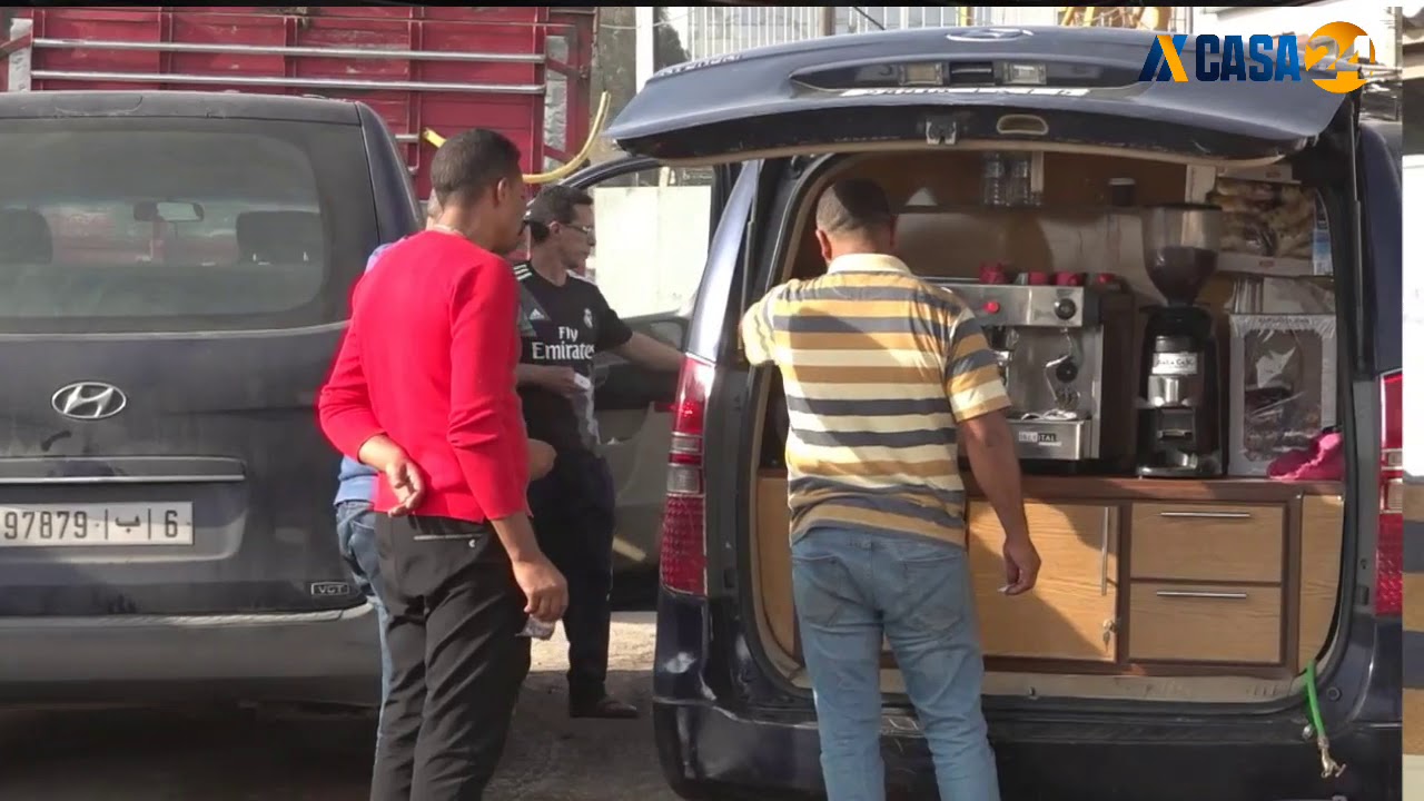 «كافي موبيل»..مشاريع صغيرة على قارعة الطريق في الدارالبيضاء