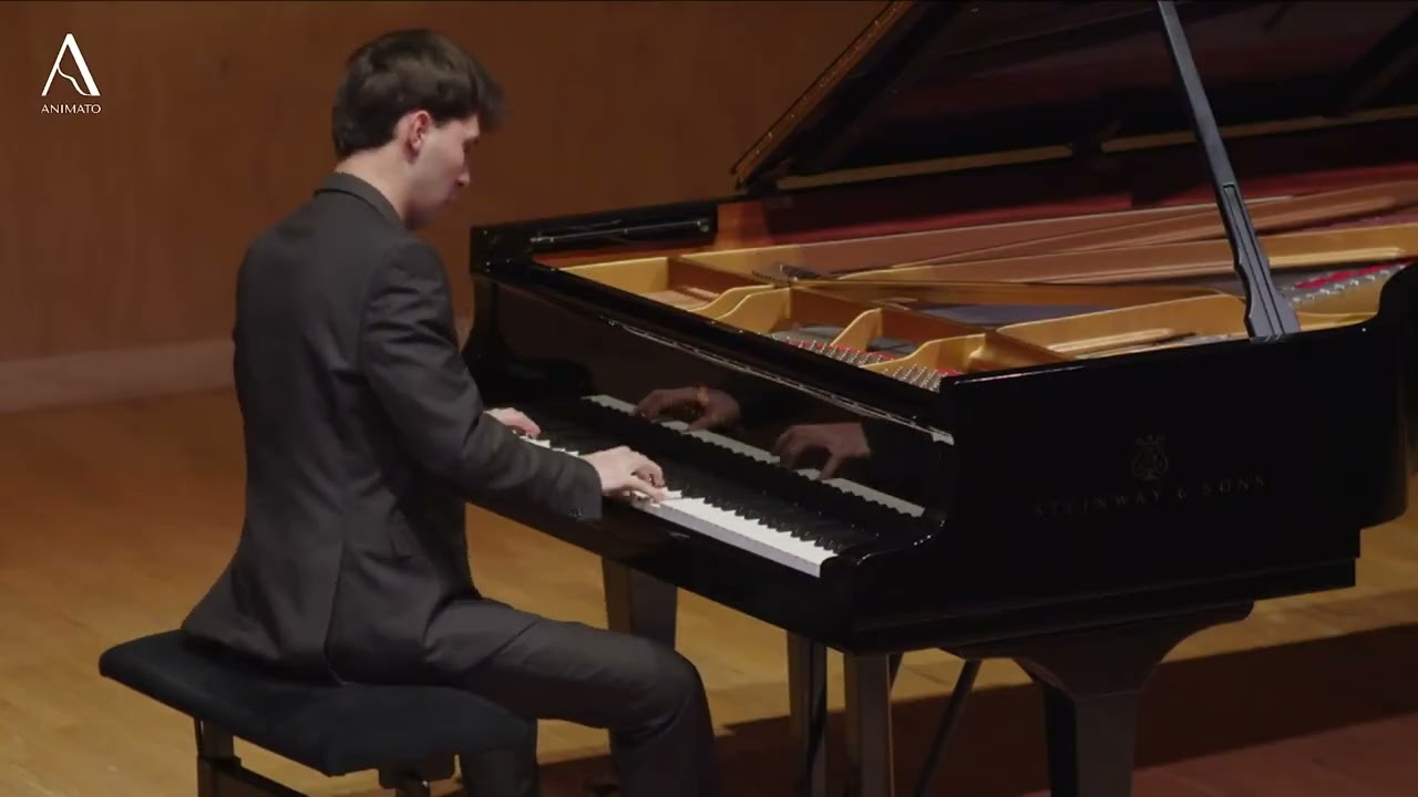 F. Chopin - Etude Op. 10, No. 1 (Hassan Ignatov)