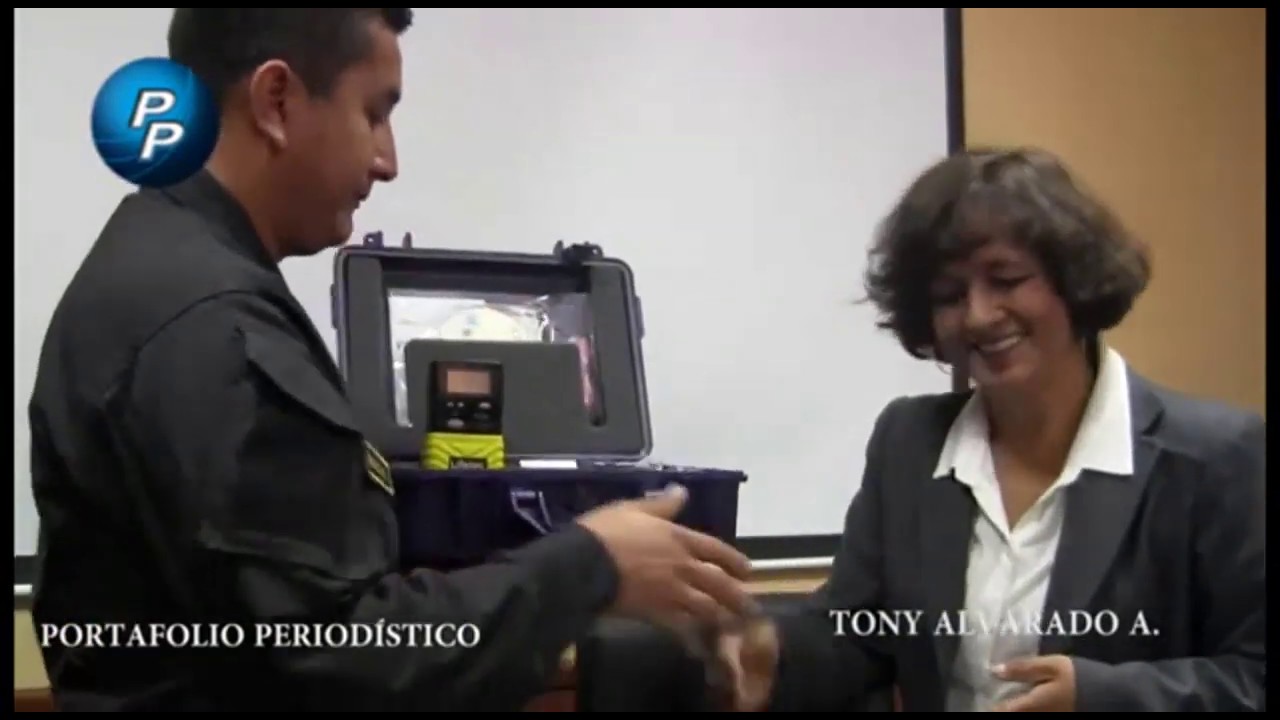 Entrega de alcoholímetros a la PNP