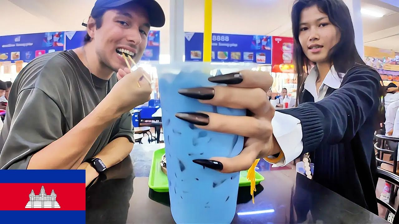 Cambodian Girl Took Me to a High School Food Court 🇰🇭