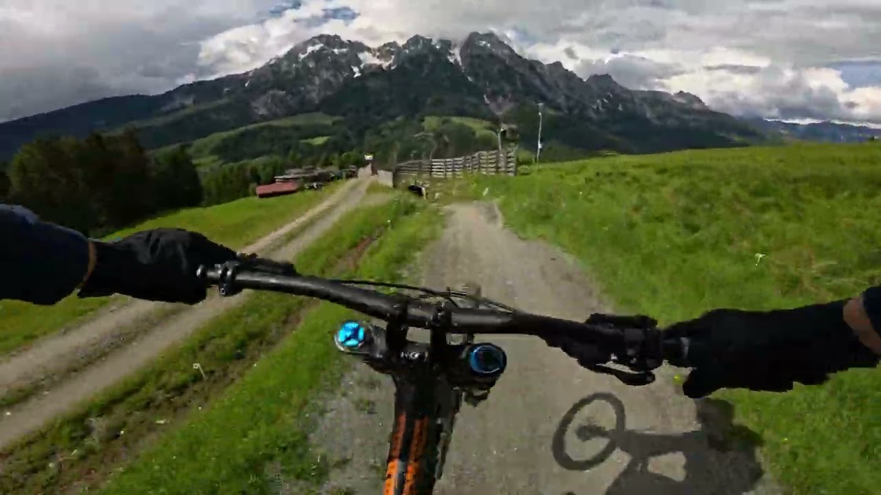 Leogang bikepark #downhill #mtb #leogang #gopro #mountainbike #jump #mtblife