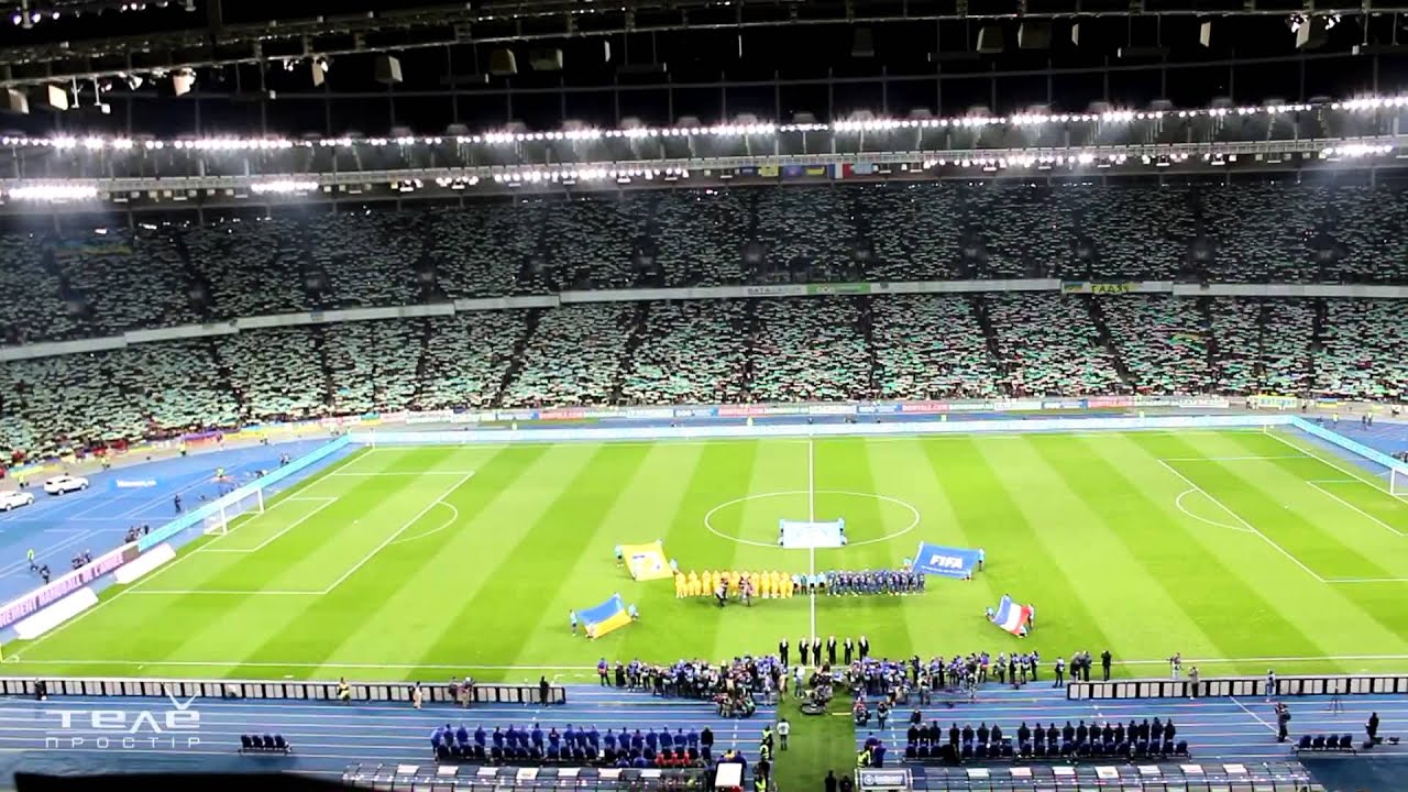 Україна-Франція(Ukraine-France). 15.11.2013. Гімн України на НСК 