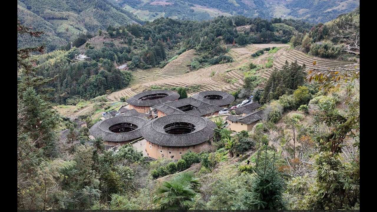 福建漳州南靖 田螺坑土樓群– 四菜一湯