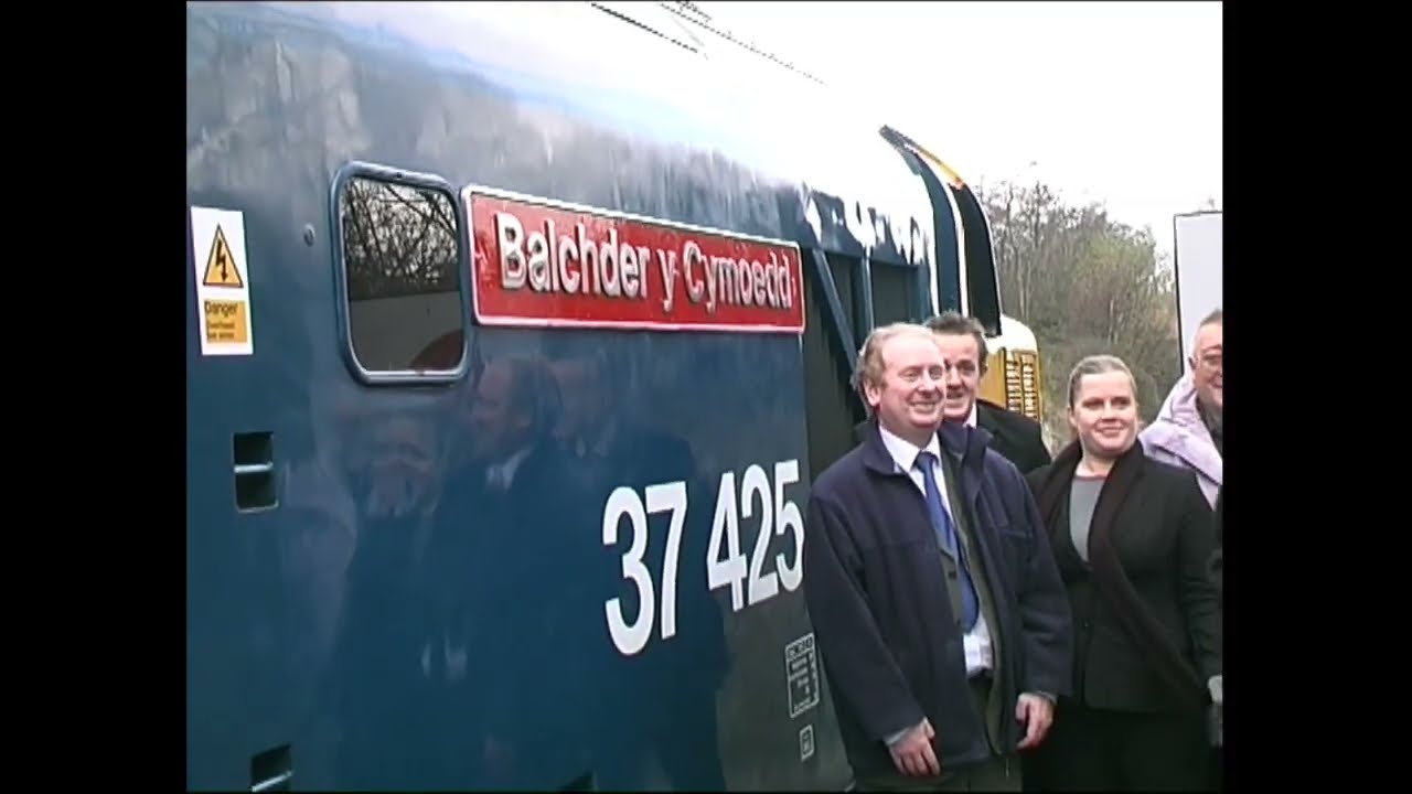 Stations at Caerphilly/Rhymney  2005, with 37425/410 Named and 