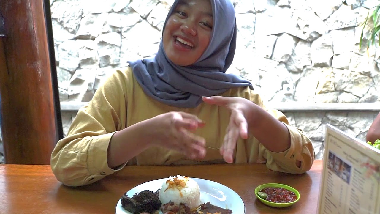 Ma'Uneh Setiabudi, Bandung GO-VLOG. #Kelompok1