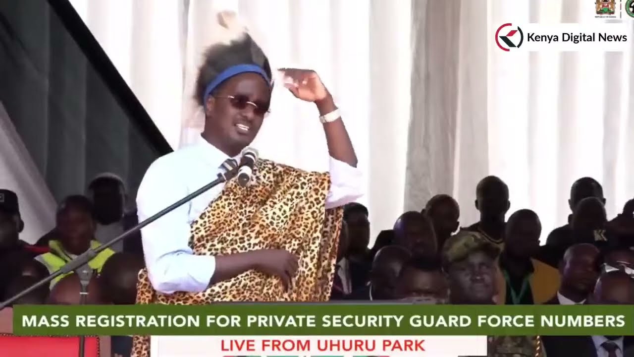 Fazul Mohamed speaks tough during mass registration for Private Security Guard Force Numbers!!