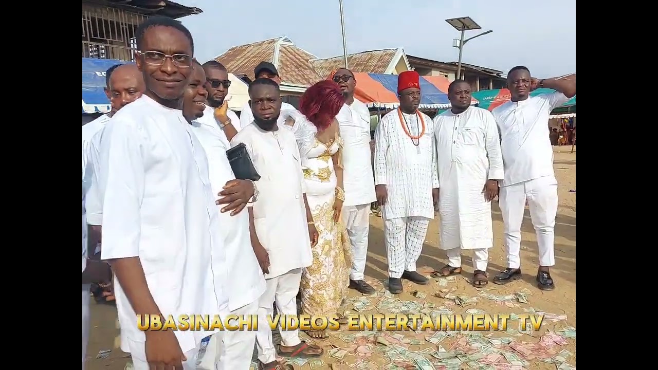 chukwuma Unyami live stage -The Burial Of Late Chief.Ogbuevi Nzedigwe Okoye Nwankwo Umuewelumu Anam