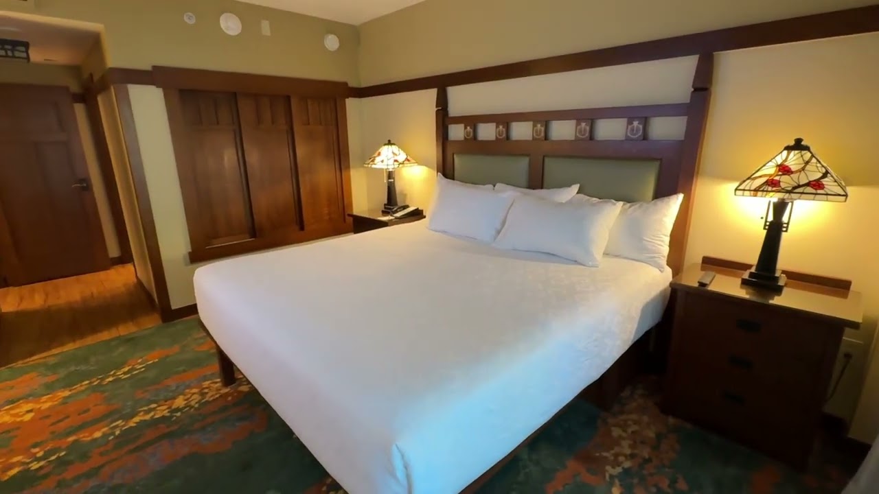 Room Tour: Refurbished Villas at Disney's Grand Californian Hotel and Spa | Disneyland | DVC Rooms